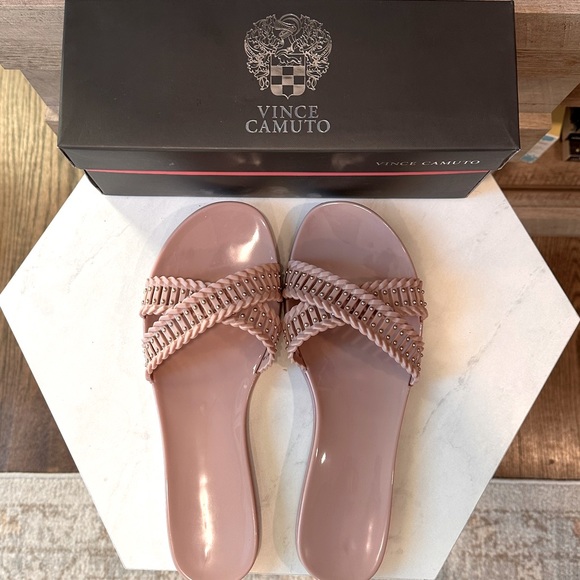 Vince Camuto Erindra blush cross band jelly flat slide sandals - Picture 3 of 8